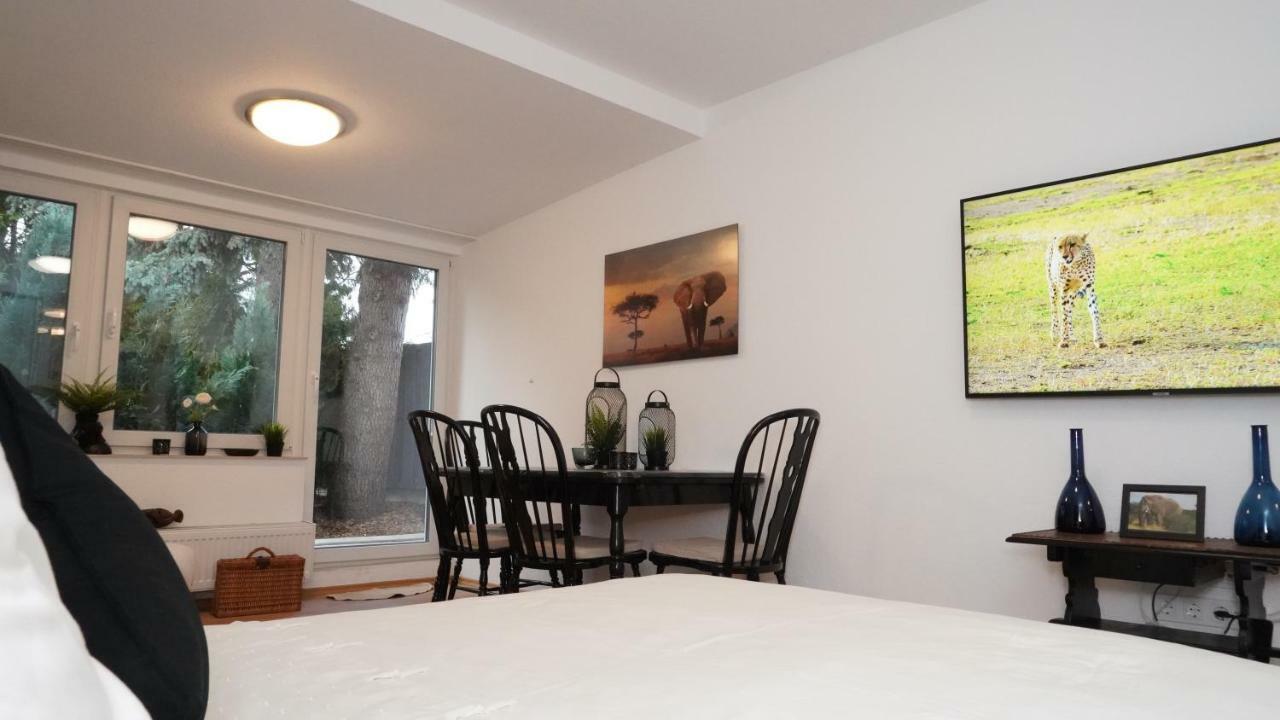 Apartment 900M To Exhibition Dusseldorf Bagian luar foto