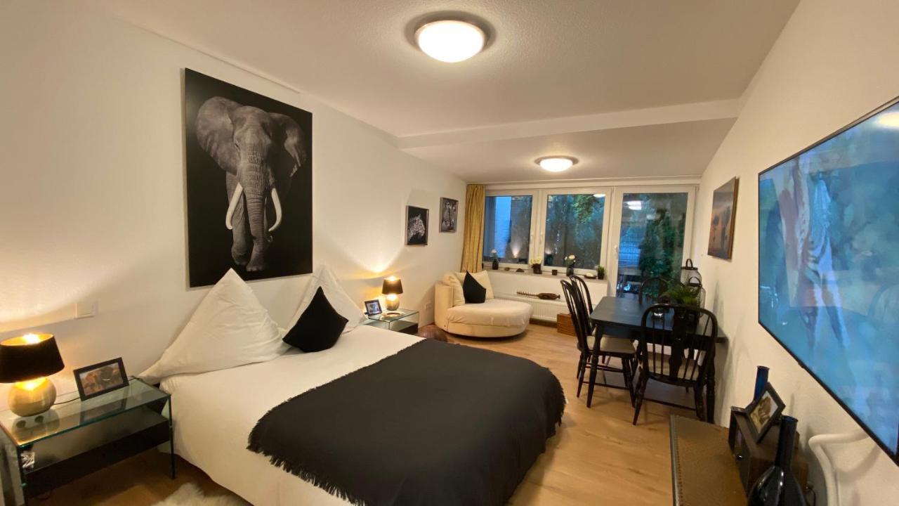 Apartment 900M To Exhibition Dusseldorf Bagian luar foto